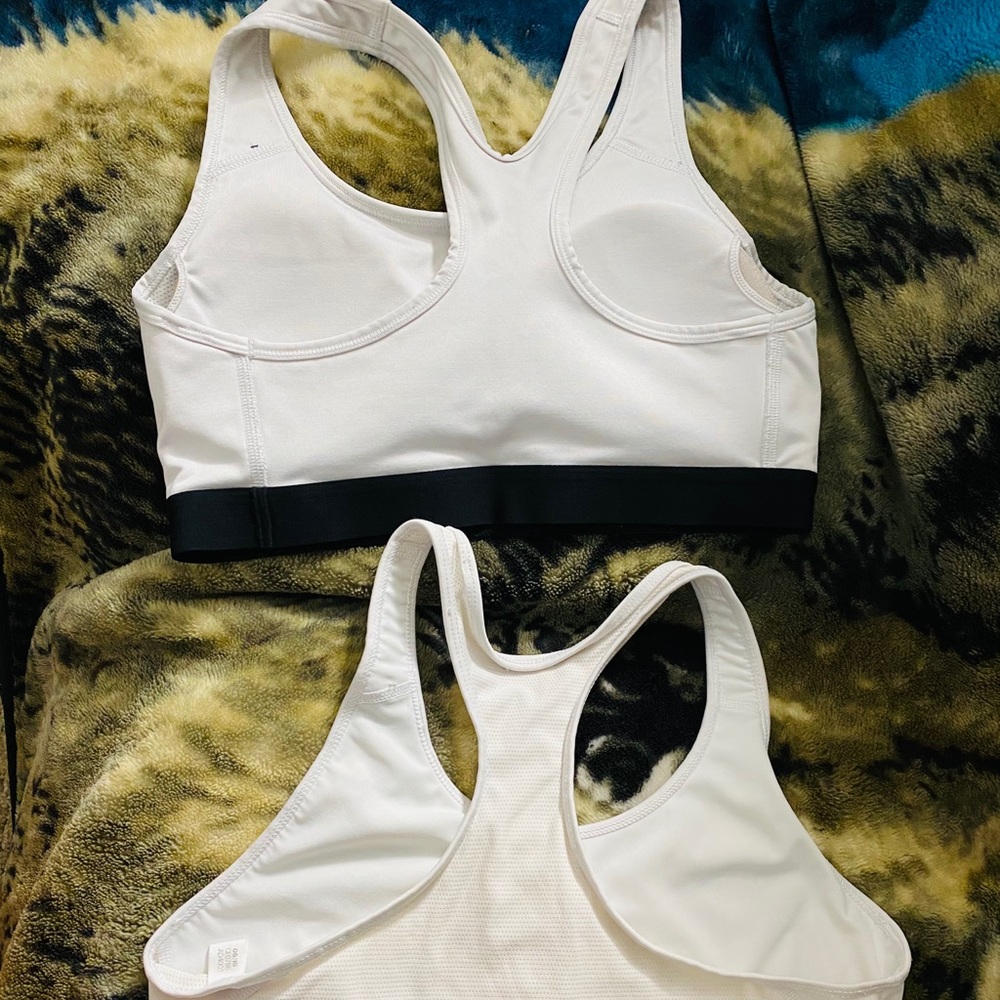 4 workout bras!! - Picture 4 of 4